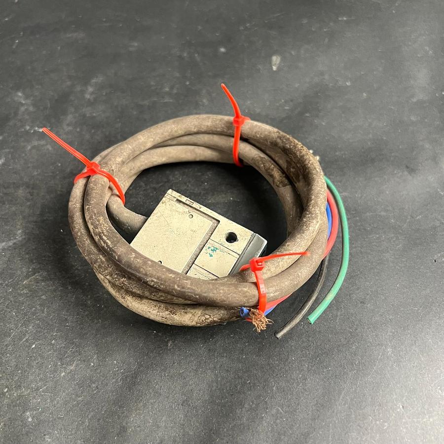 Used OMRON D4C-1602 LIMIT SWITCH ($18 OBO)