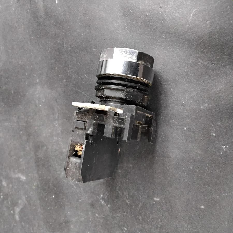 Used CUTLER-HAMMER E22B1 PUSHBUTTON ($20 OBO)
