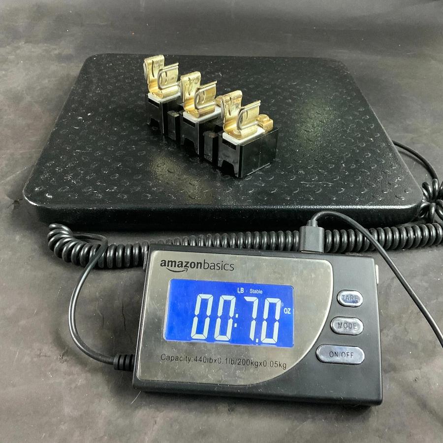 Used ALLEN BRADLEY X-401978 FUSE BLOCK ($15 OBO)