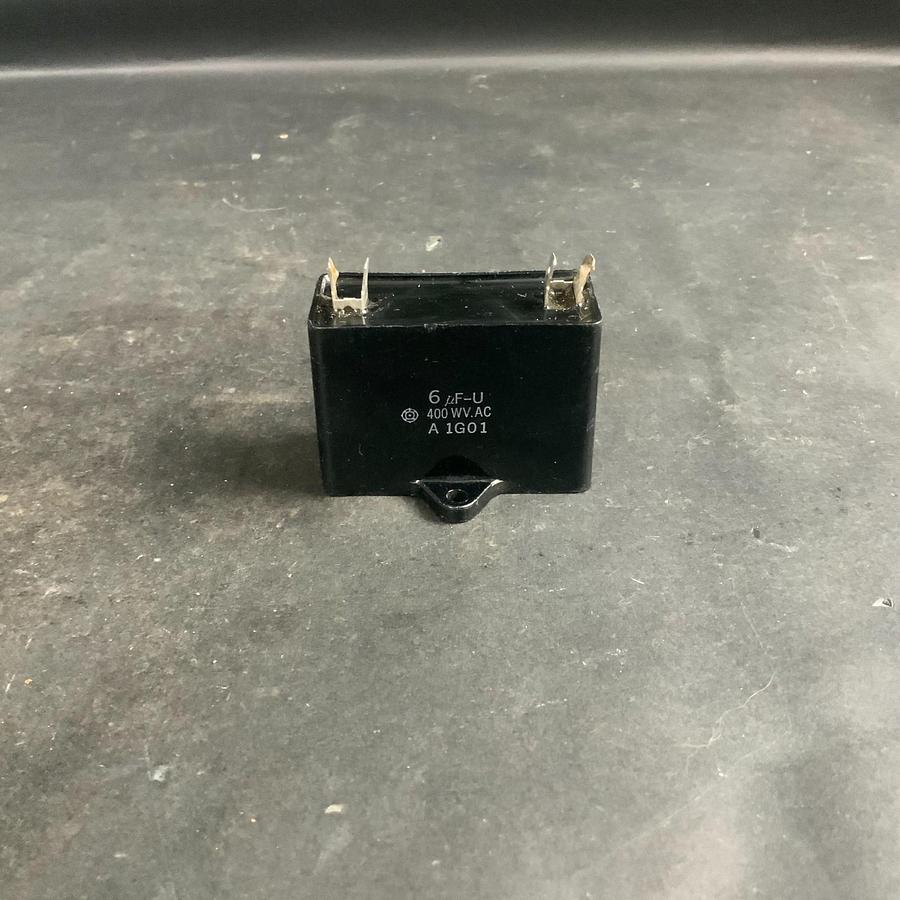 Used Unbranded A1G01 6uF 400VAC MOTOR RUN CAPACITOR ($10 OBO)