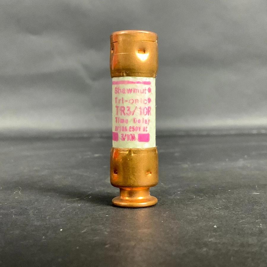 FERRAZ SHAWMUT TRI-ONIC TR3/10R FUSE - SET OF 5 ($15 OBO)