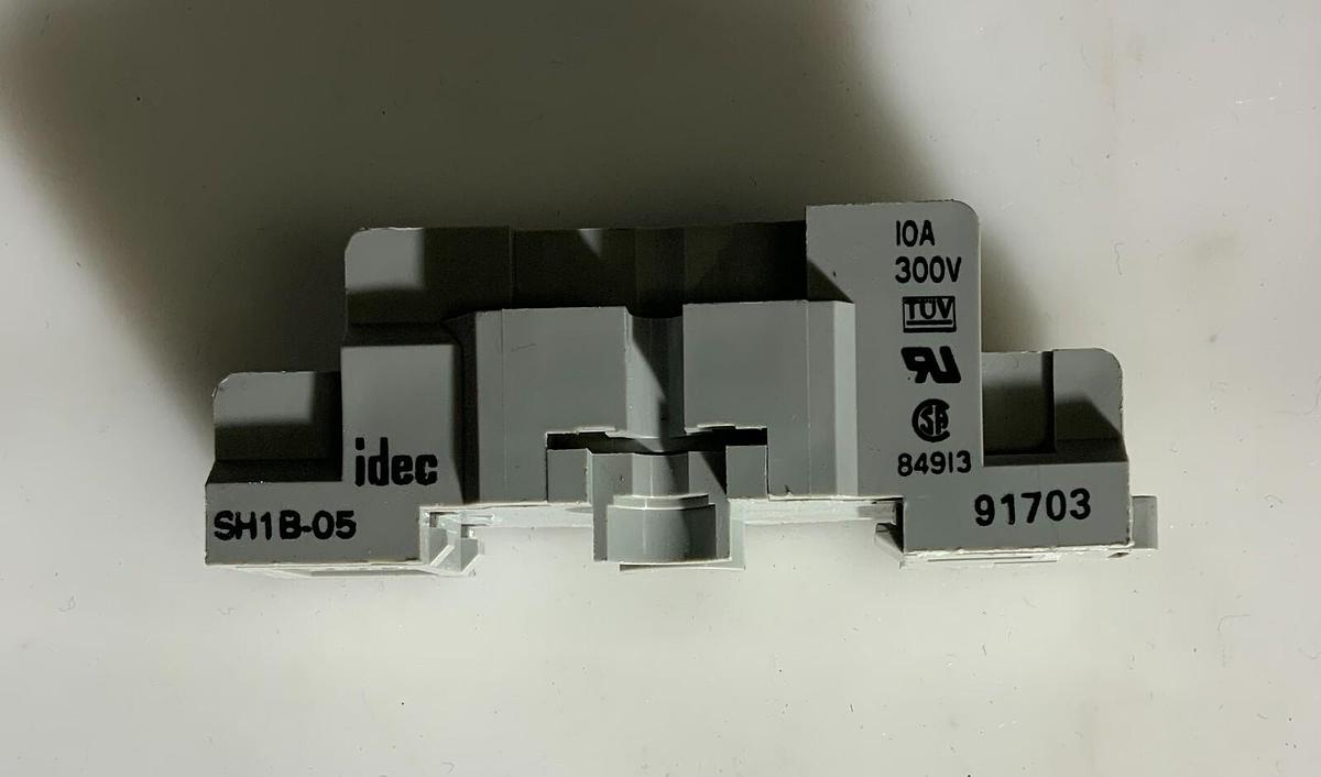 Used IDEC SH1B-05 ($4.99/EACH OBO)