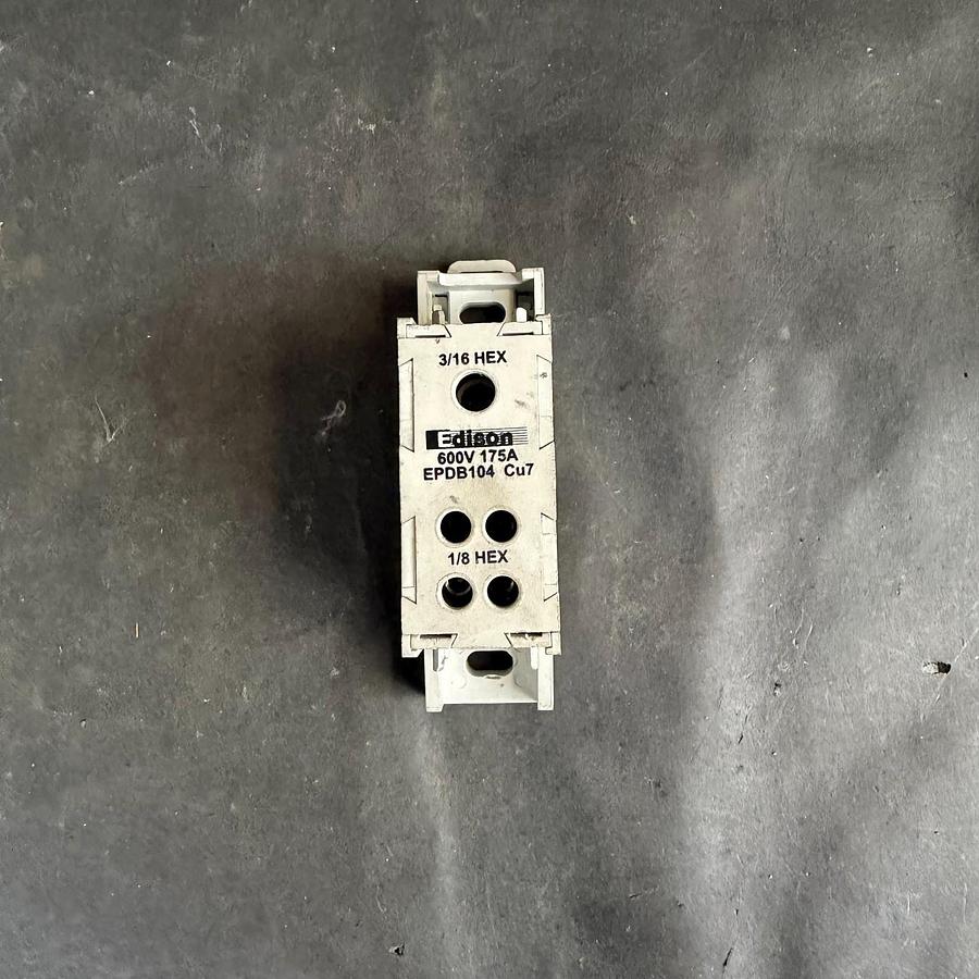 Used EDISON EPDB104 DISTRIBUTION BLOCK