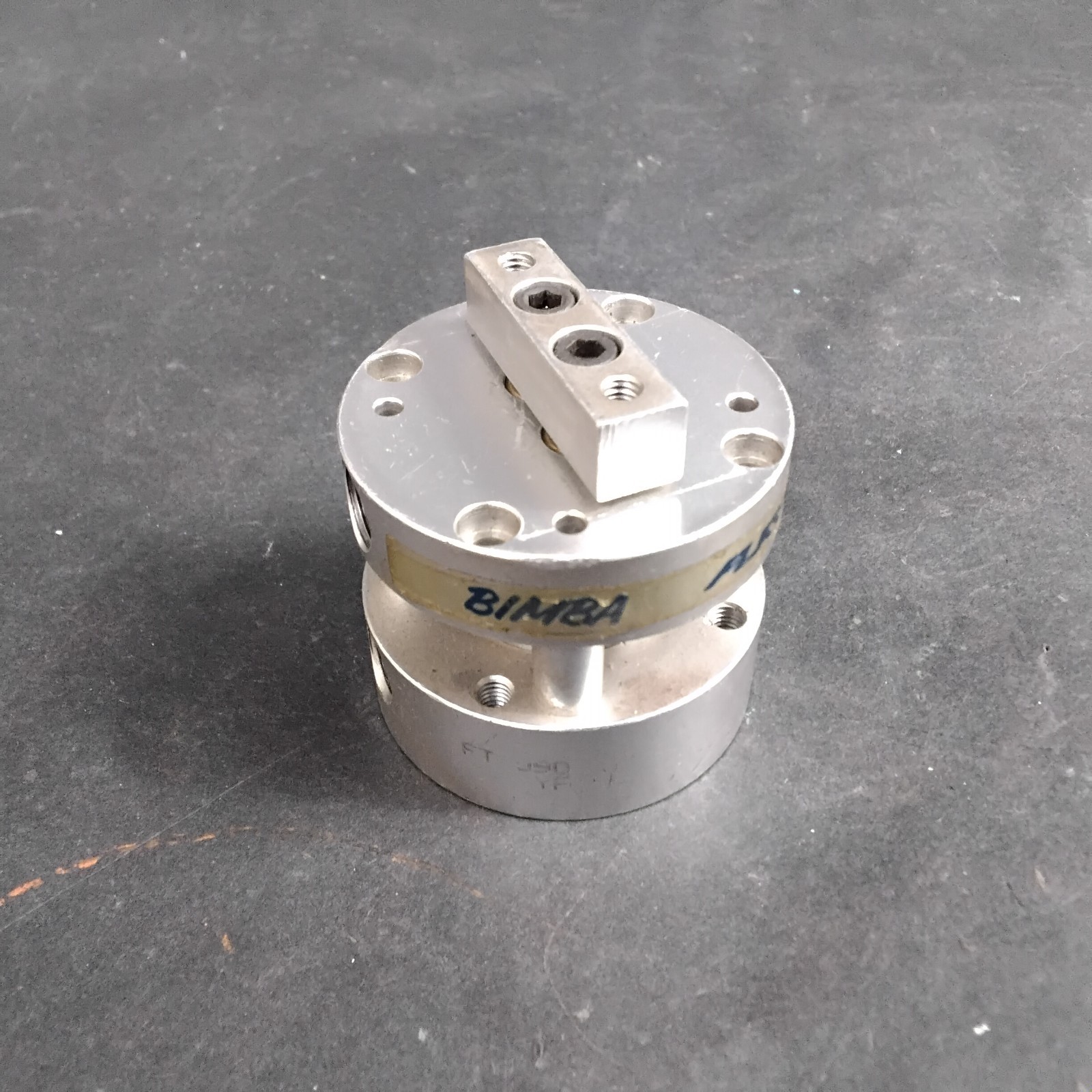 Used BIMBA FT-090 PNEUMATIC CYLINDER ($15 OBO)