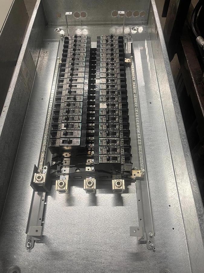 Refurbished SIEMENS S2E42ML250ATS 250A Panelboard ($1,299.99 OBO!!!)