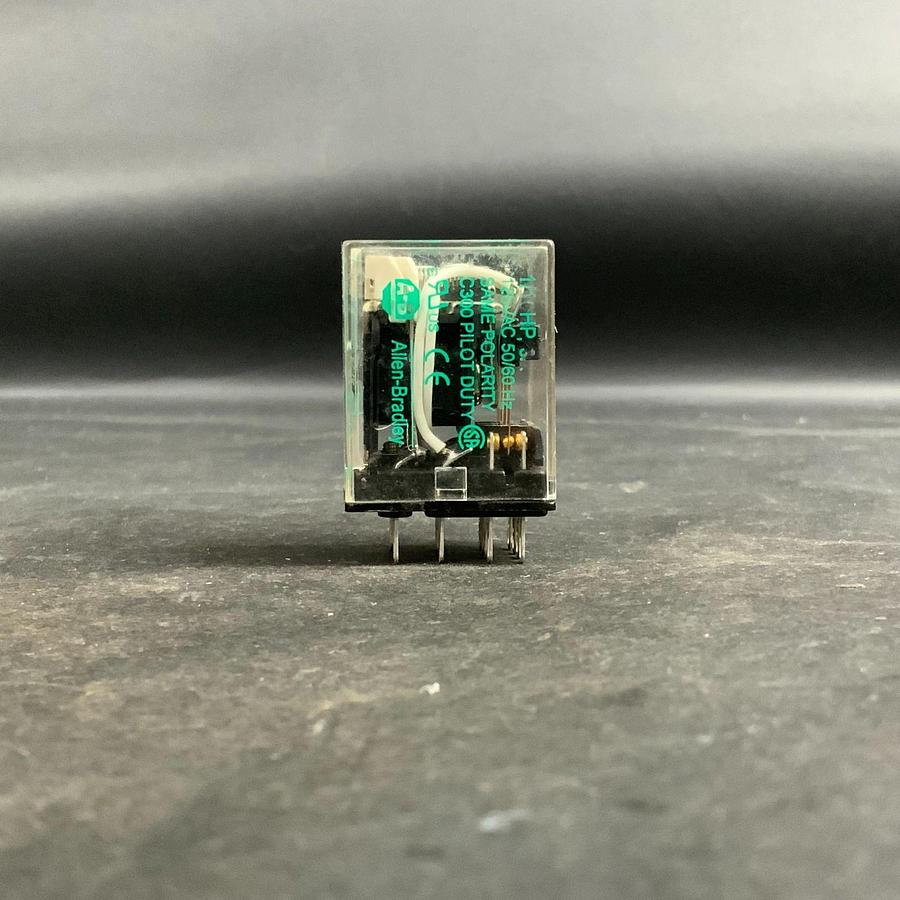Used ALLEN BRADLEY 700-HC14Z24-4 SER.C RELAY($10 OBO)