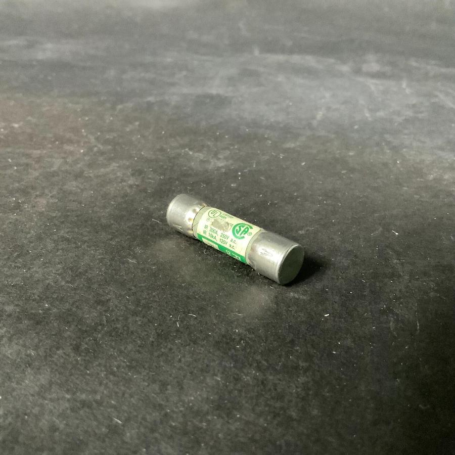 Used BUSSMANN FNM 1-1/2 TIME DELAY FUSE ($3 OBO)