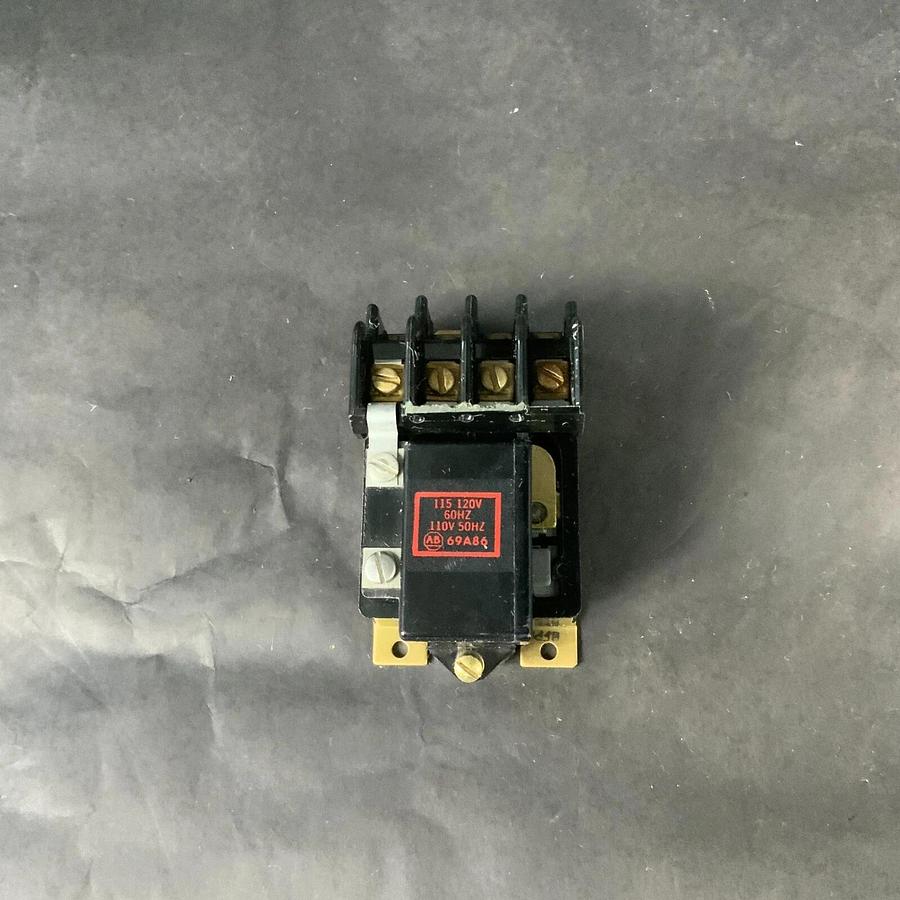 Used ALLEN BRADLEY 702-TOD93 MOTOR STARTER ($30 OBO)