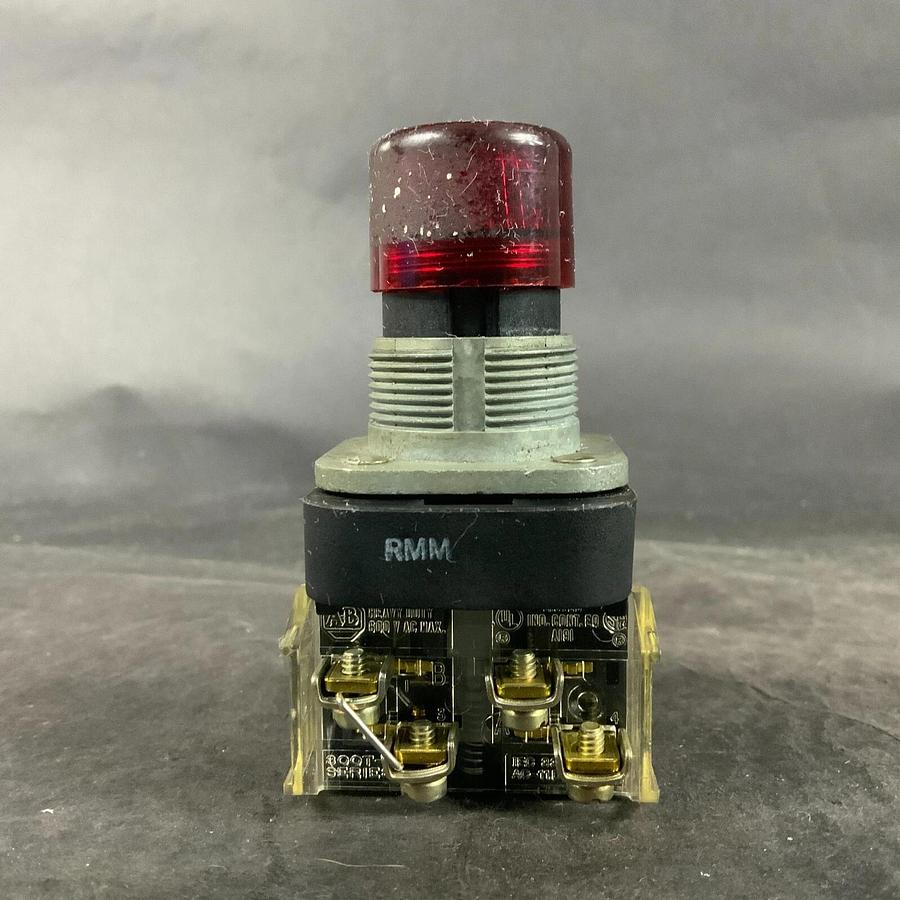 Used ALLEN BRADLEY 800T-PT16 PUSH BUTTON ($15 OBO)