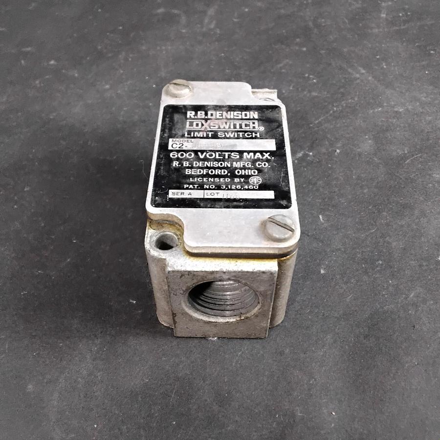 Used R.B. DENISON C2- JD09 LOXSWITCH LIMIT SWITCH ($10 OBO)