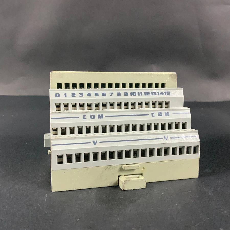Used ALLEN BRADLEY 1794-IV16 INPUT MODULE ($30 OBO)
