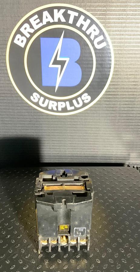 Used SQUARE D 8501-G040 CONTROL RELAY ($5 OBO)