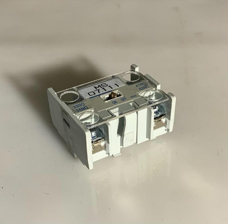 Used MITSUBISHI UQ-AX2 ($4.99/EACH OBO)