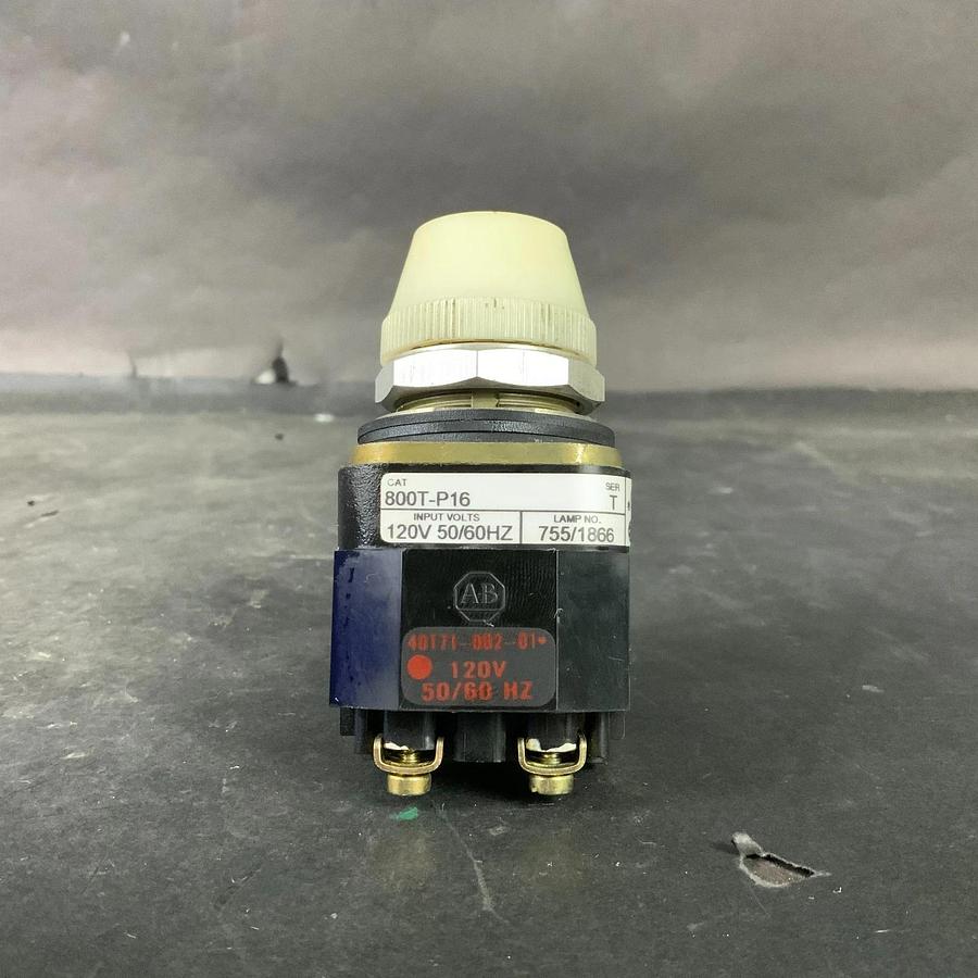 Used ALLEN BRADLEY 800T-P16 SER T WHITE INDICATOR LIGHT ($15 OBO)