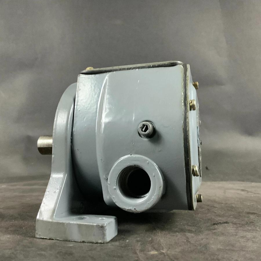 Used ALLEN BRADLEY 808-F1 SPEED SWITCH ($700 OBO)