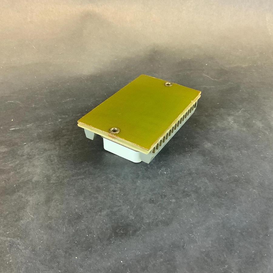 Used KUHNKE AUTOMATION RELAY SOCKET FOR EB4 RELAY ($10 OBO)