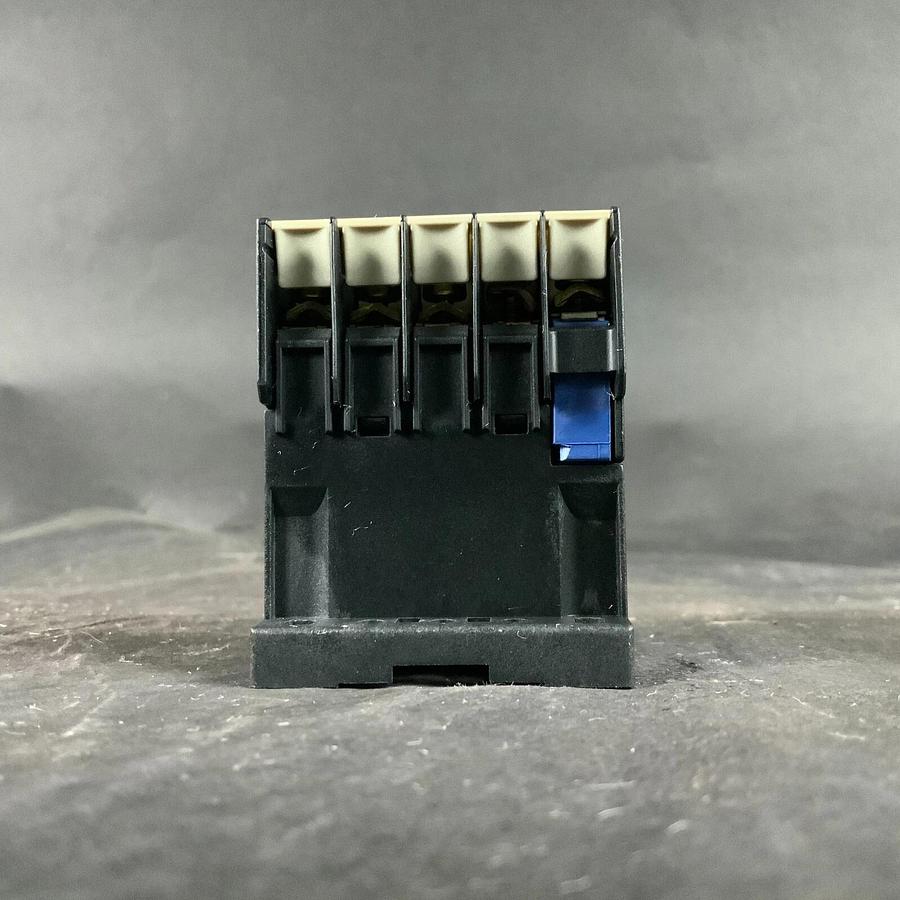 Used TELEMECANIQUE LP4K-0901 CONTACTOR ($30 OBO)