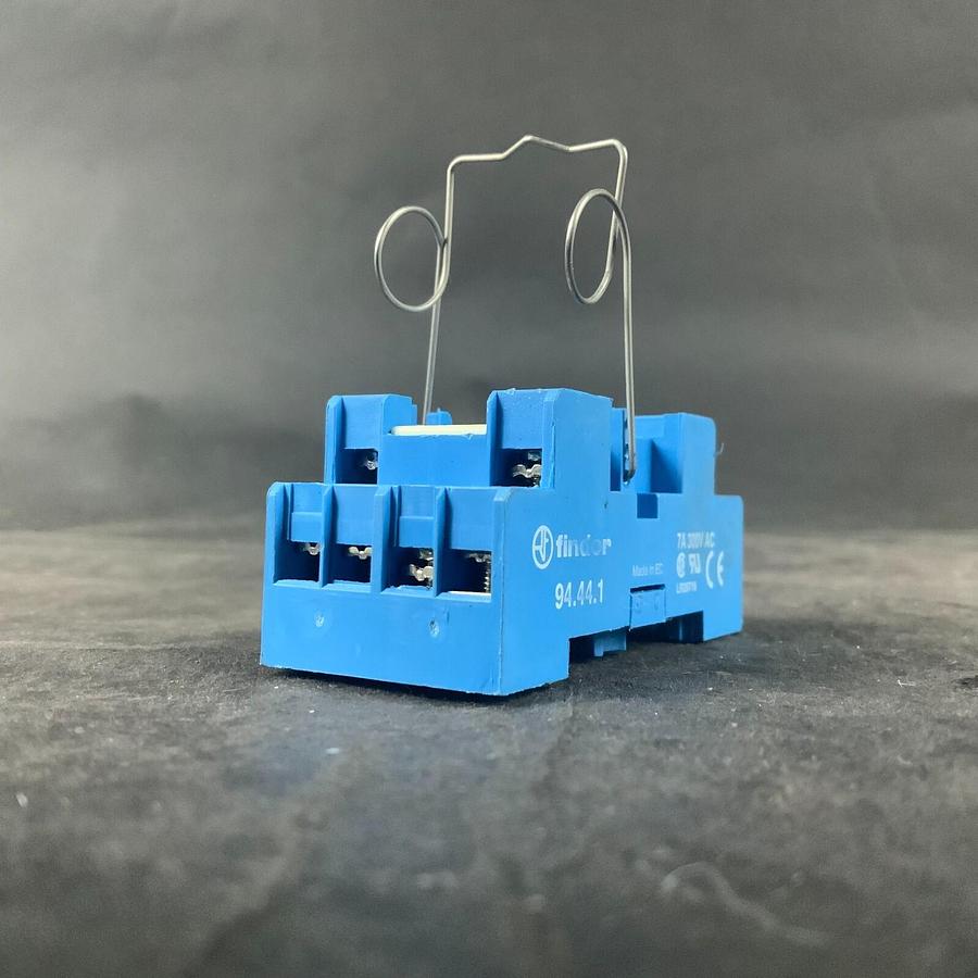 Used FINDER 94.44.1 RELAY SOCKET ($6 OBO)