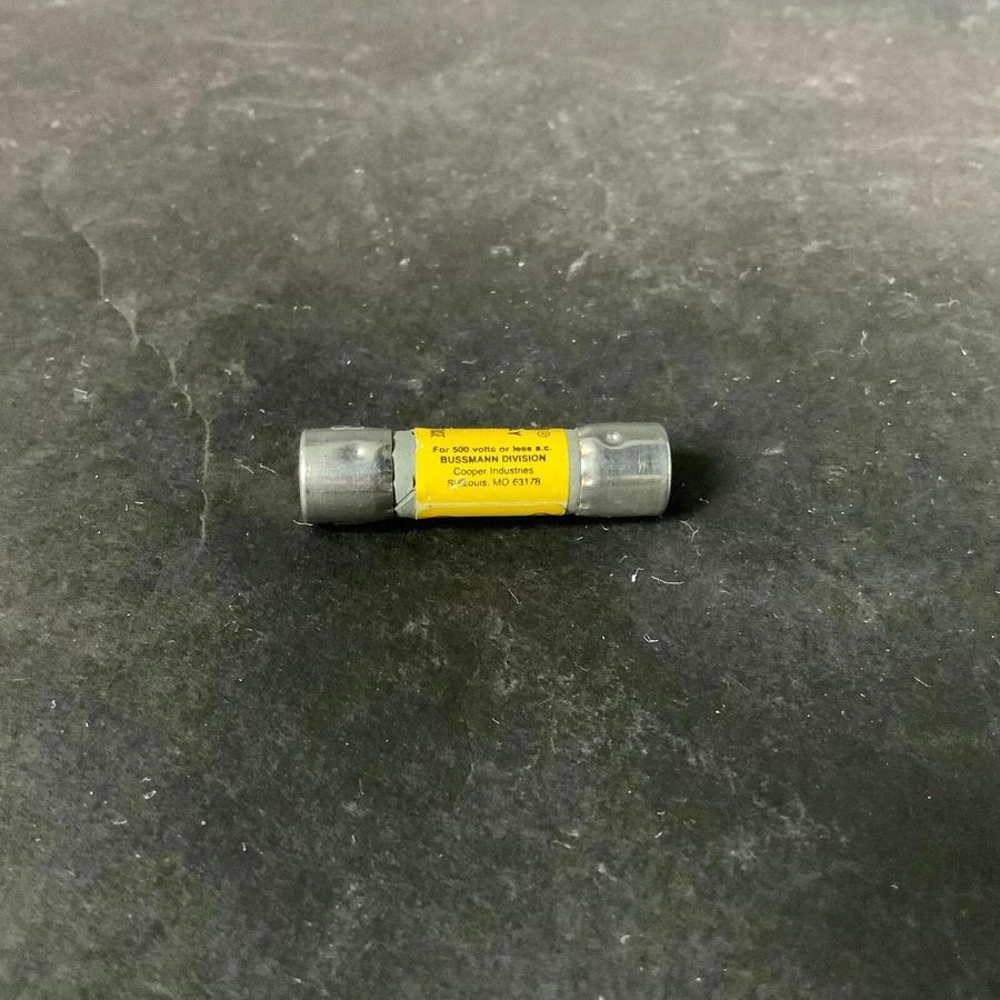 Used BUSSMANN FNQ 1 TIME DELAY FUSE - SET OF 2 ($6 OBO)