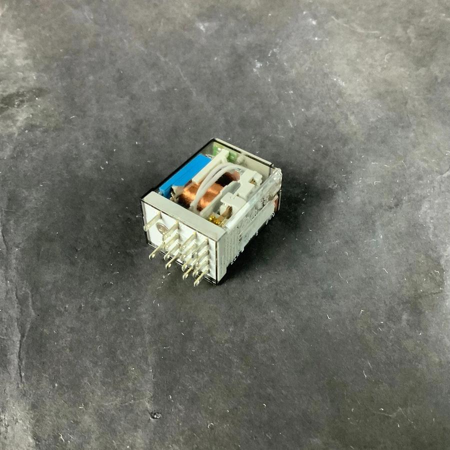Used ALLEN BRADLEY 700-HC14Z24-4 RELAY ($10 OBO)
