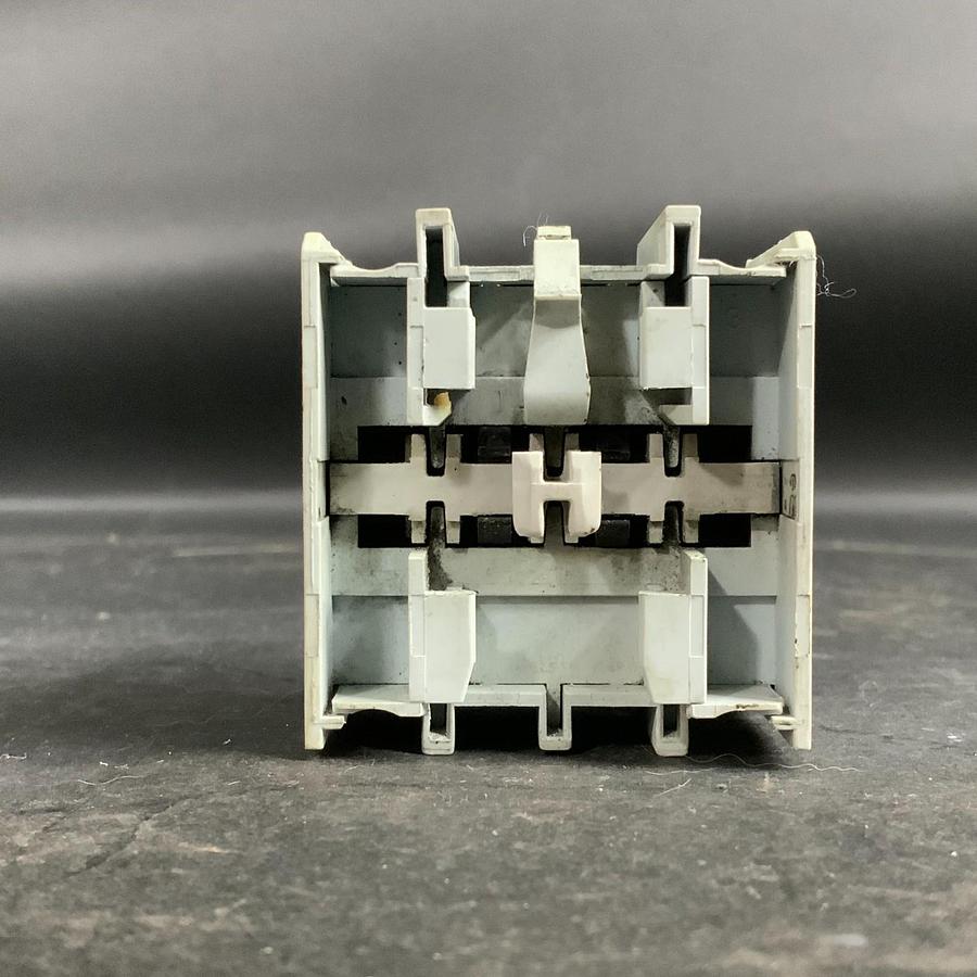 Used ALLEN BRADLEY 100-F SERIES B CONTACT BLOCK ($10 OBO)