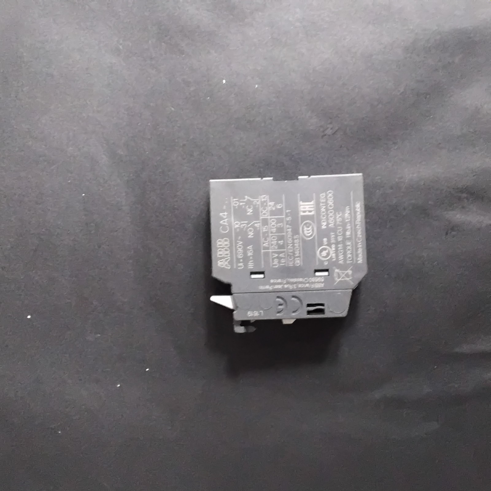 Used ABB CA4-01 AUXILIARY CONTACT ($6.50 OBO)