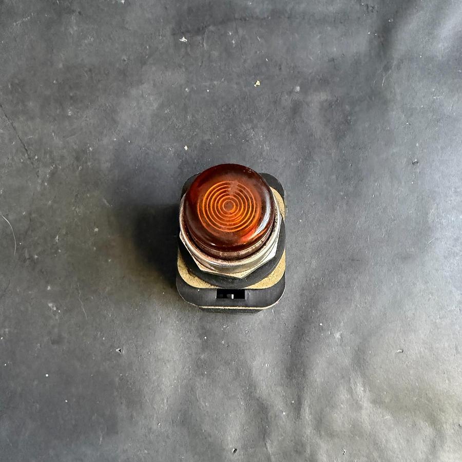Used ALLEN BRADLEY 800T-PB16 SER N ORANGE PUSHBUTTON ($20 OBO)