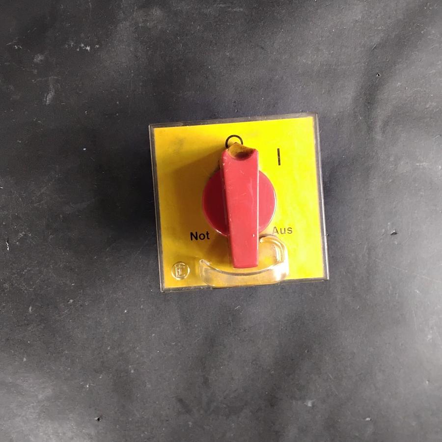 Used TELEMECANIQUE 110767 CAM SWITCH ($20 OBO)