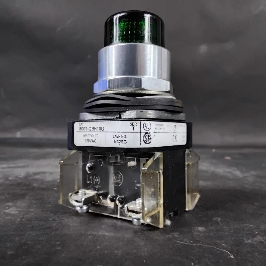 Used ALLEN BRADLEY 800T-QBH10G SER T GREEN PUSHBUTTON ($40 OBO)