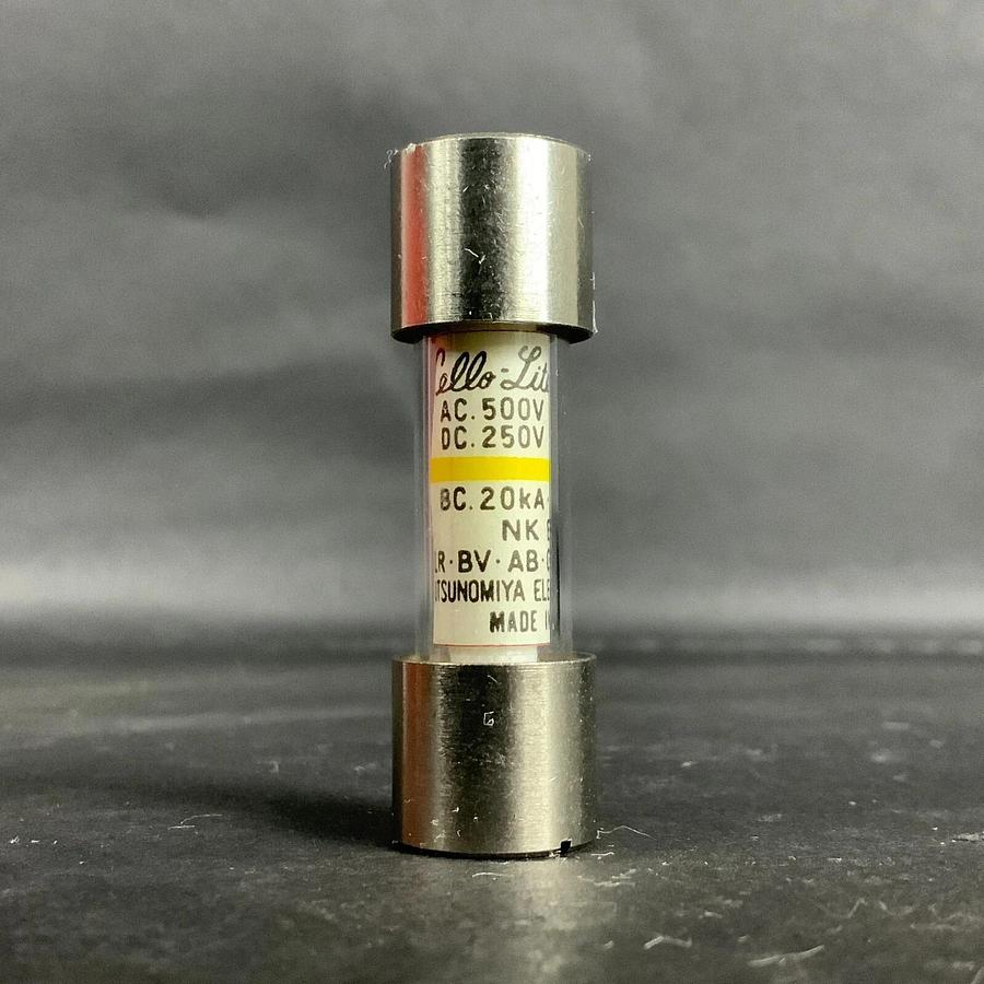 Used UTSUNOMIYA ELECTRIC CELLO-LITE NC1 5A FUSE ($11 OBO)