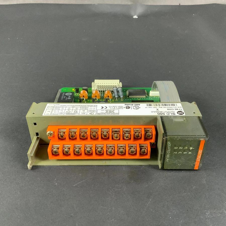 Used ALLEN BRADLEY 1746-OX8 OUTPUT MODULE ($30 OBO)