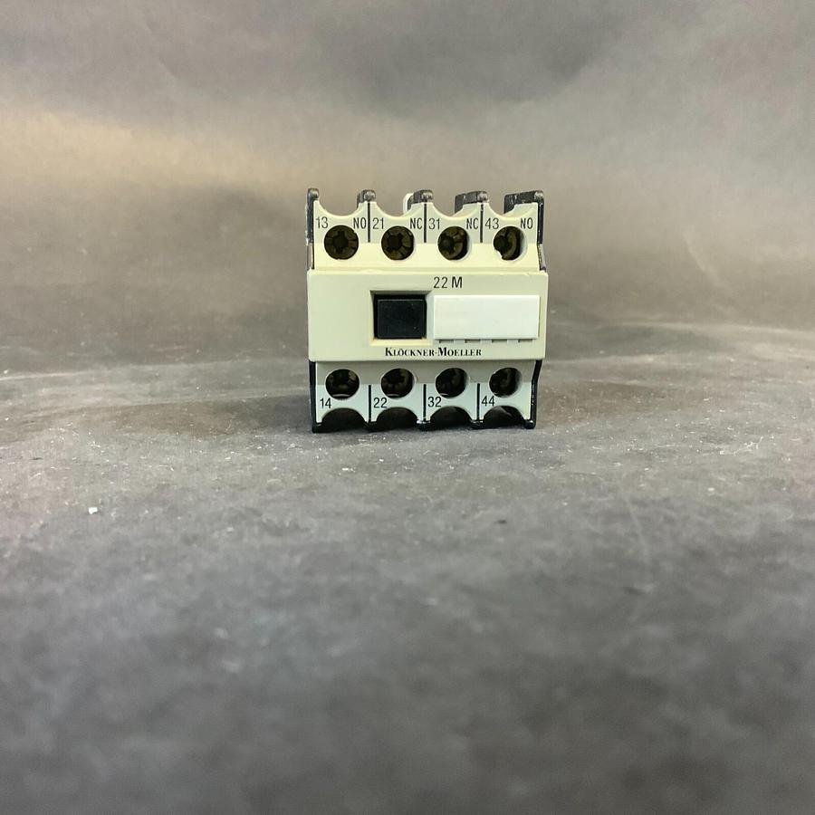 Used MOELLER 22 DIL M AUXILIARY CONTACT ($15 OBO)