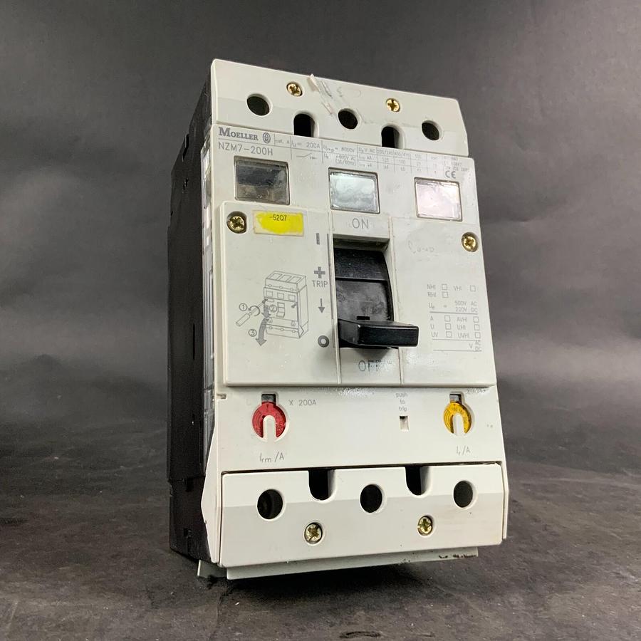 Used KLOCKNER MOELLER NZM7-200H CIRCUIT BREAKER ($75 OBO)