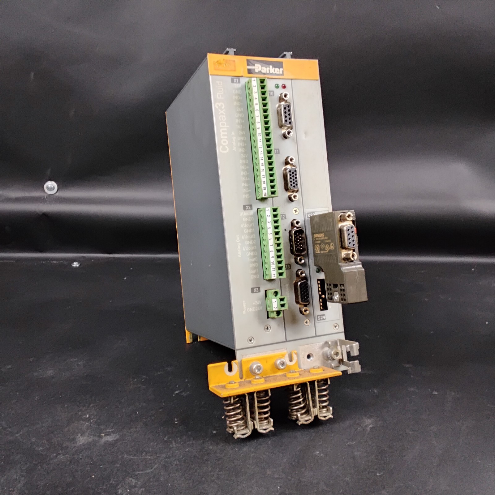 Used PARKER C3F001D2F12I20T30M00 SERVO DRIVE ($2,750 OBO)