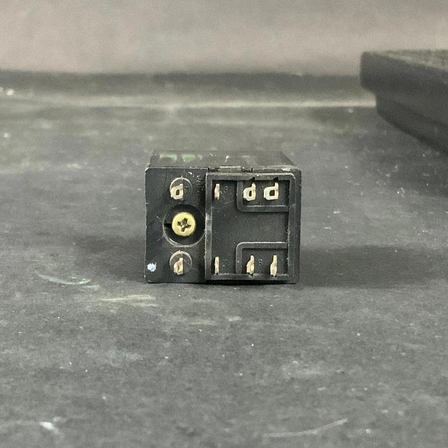 Used FUJI ELECTRIC HH52P-L-DC24V( $22 OBO)