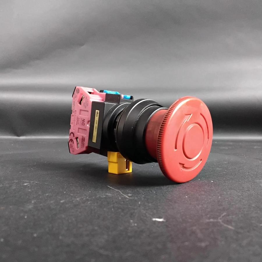 Used IDEC HW-CB11 RED PUSH/TWIST BUTTON ($15 OBO)