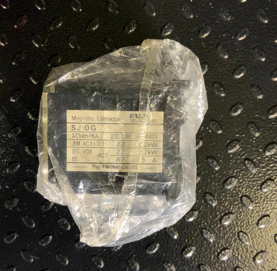 Used FUJI SJ-0G DC24V 3A ($44.99/EACH OBO)