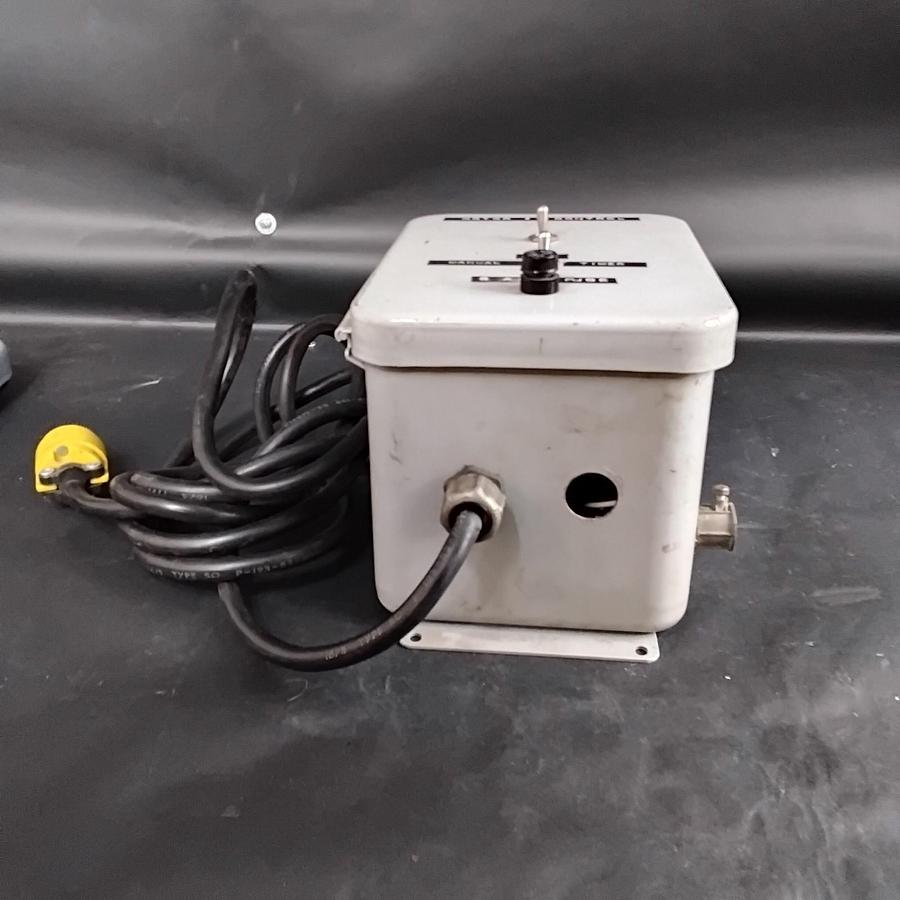 Used HOFFMAN M-689718 MOTOR CONTROL ($80 OBO)