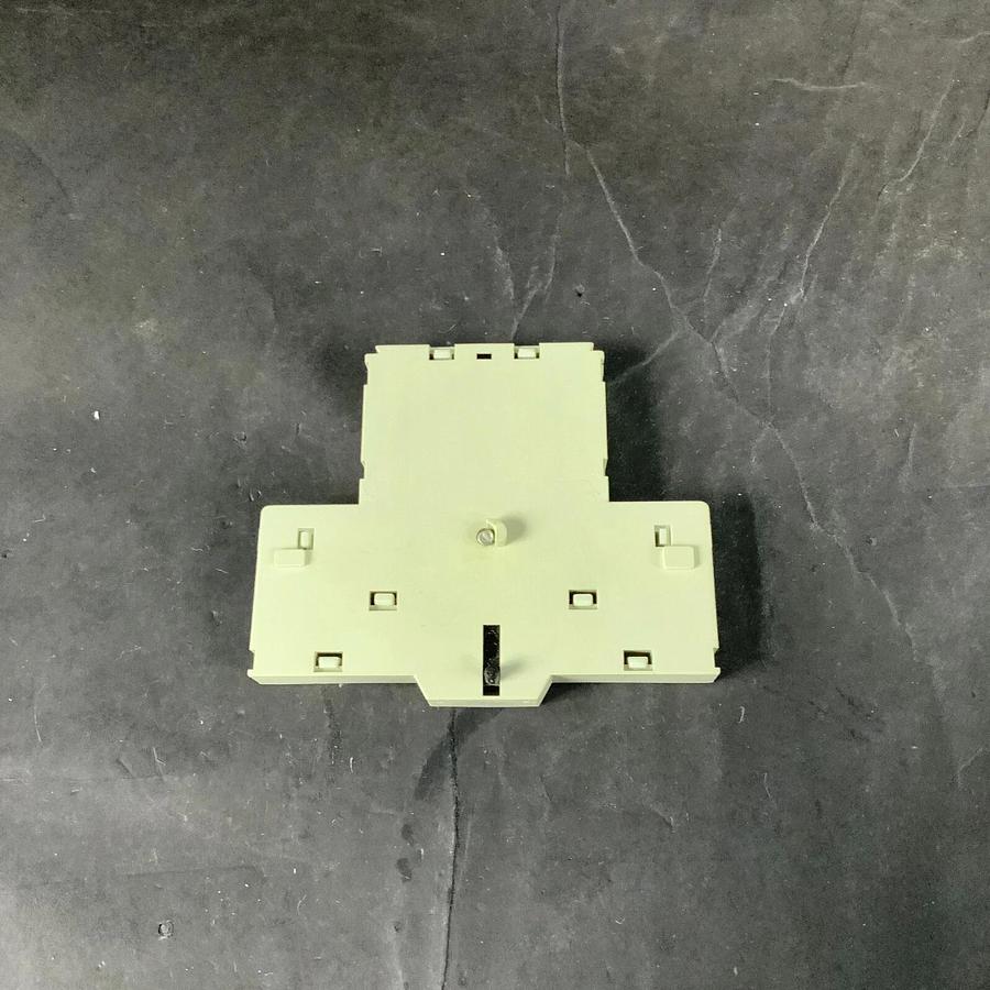 Used TELEMECANIQUE GV1-A01 AUXILIARY CONTACT ($8 OBO)