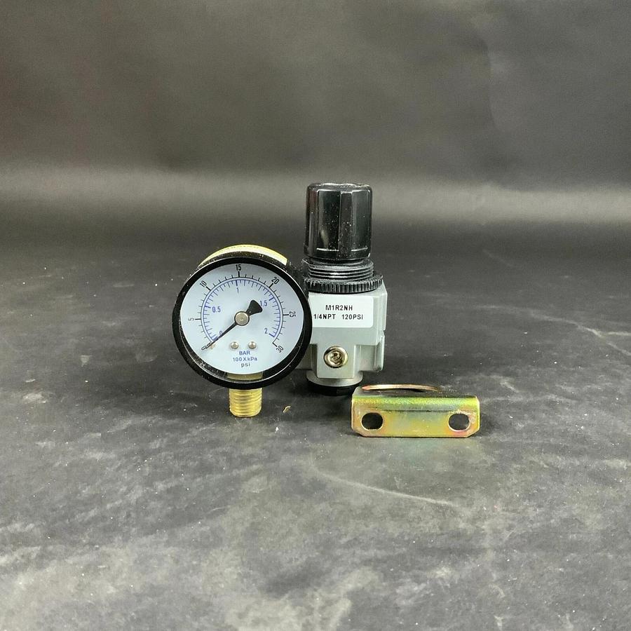 MARSH BELLOFRAM M1R2NH REGULATOR - NEW IN BOX ($35 OBO)
