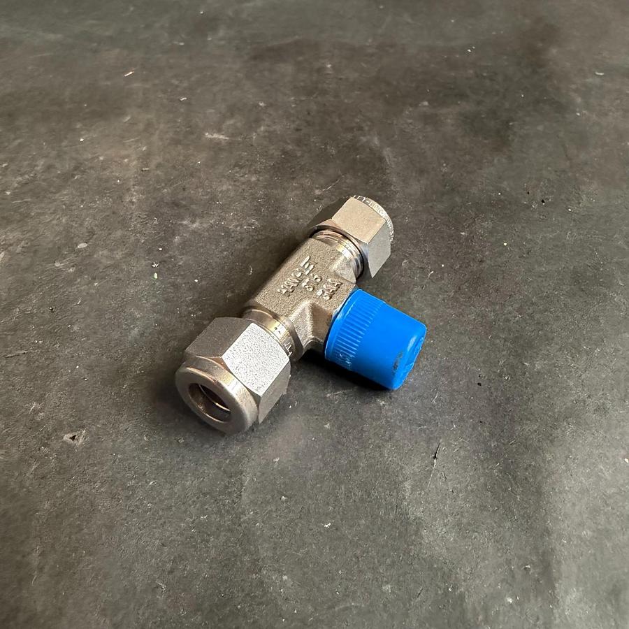 Used HAM-LET 316 3AA COMPRESSION FITTING