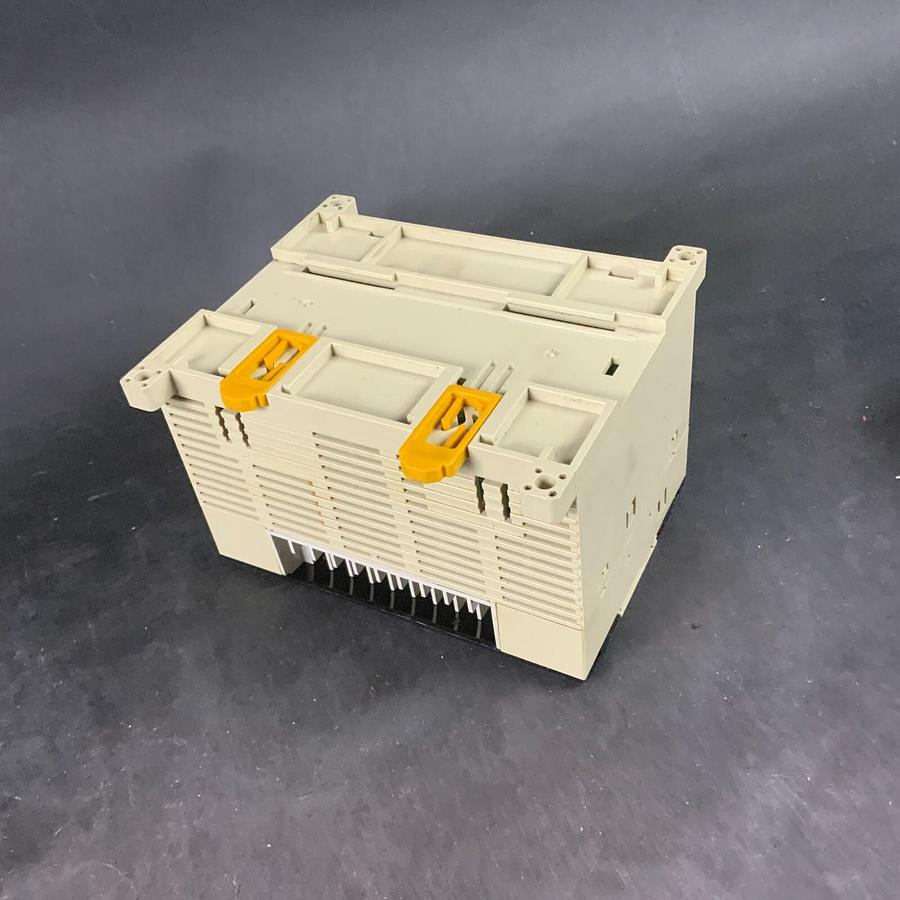 Used OMRON CPM1A-30CDR-A PROGRAMMABLE CONTROLLER ($50 OBO)