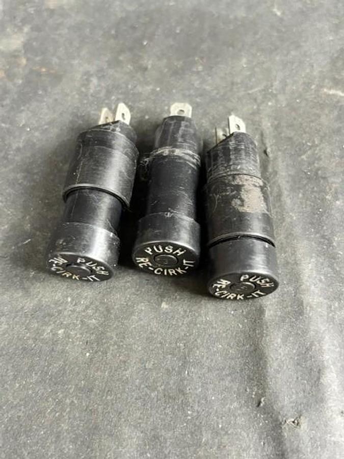 Used HEINEMANN KD1 THERMAL CIRCUIT BREAKERS 3PCS