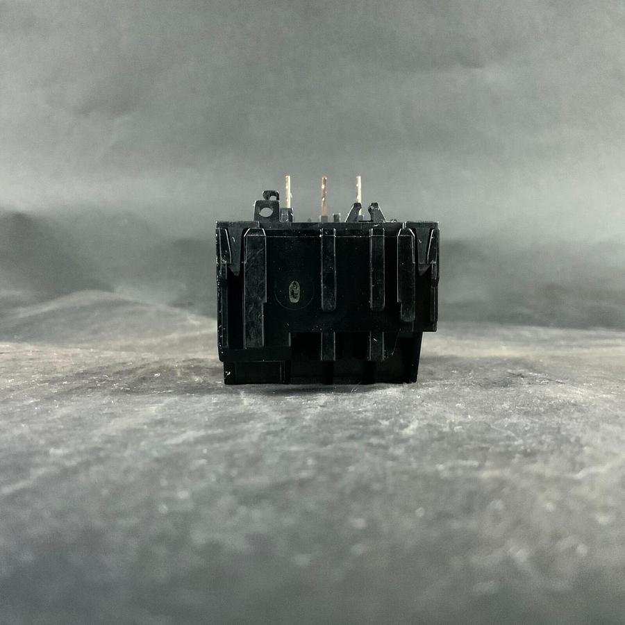 Used MITSUBISHI TH-N12 2.8-4.4A OVERLOAD RELAY ($20 OBO)