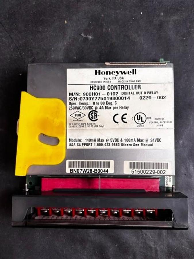 Used HONEYWELL 900H01-0102 OUTPUT MODULE
