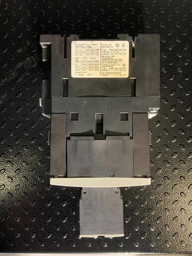 Used SIEMENS 3RT1035-1QB44-3MA0 ($19.99 OBO)