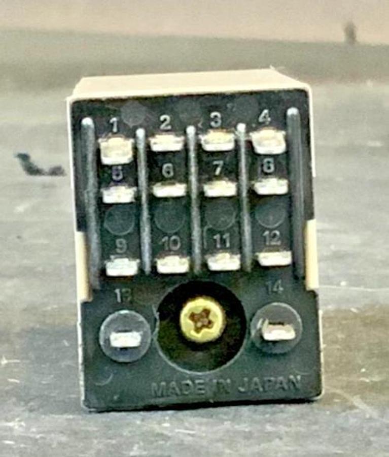 Used OMRON H3Y-4 DC24 30S ON DELAY($6 OBO)