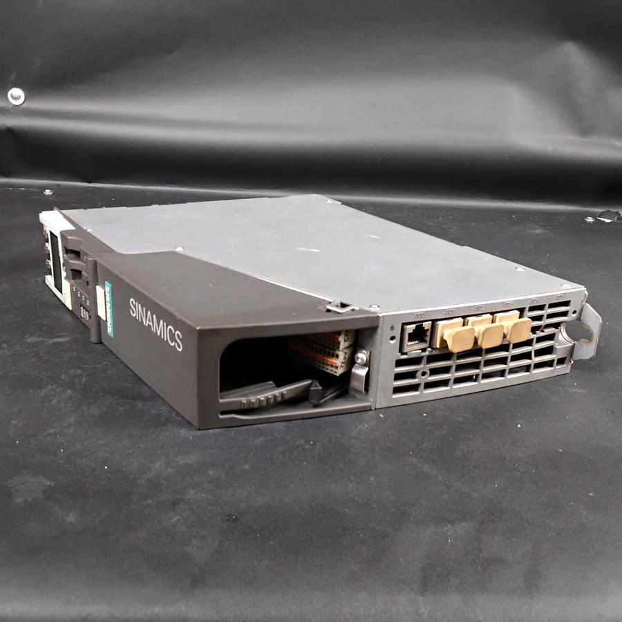 Used SIEMENS 6SL3040-0MA00-0AA1 CONTROL UNIT W/ DIGITAL SCREEN ($450 OBO)