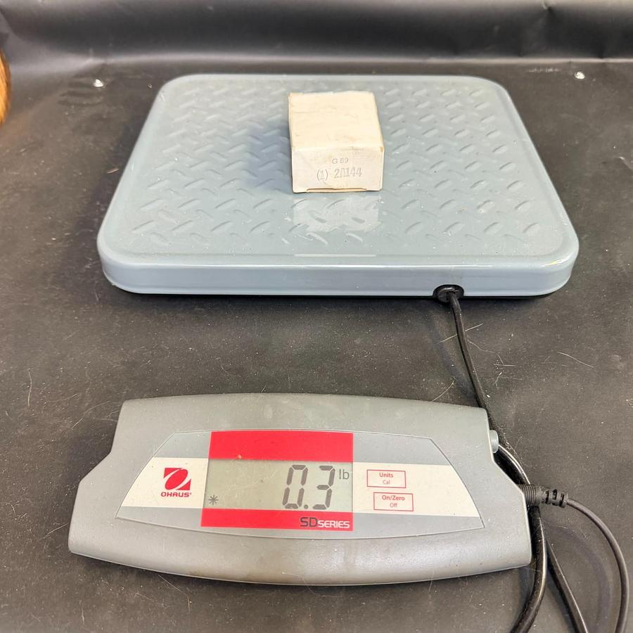 GRAINGER 2A144 PRESSURE GUAGE ($20 OBO)
