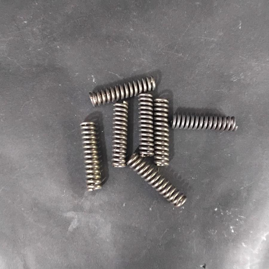 Used OEM 5100651 COMPRESSION SPRINGS - 7 SPRINGS ($5 OBO)